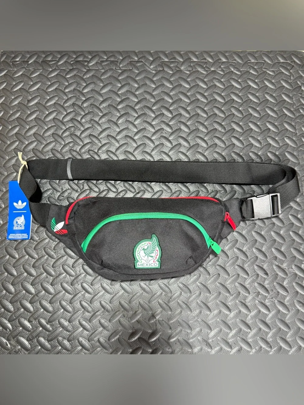 Adidas Mexico Soccer National Team 2026 Fanny Pack Waist Bag FMF KD1768 NEW